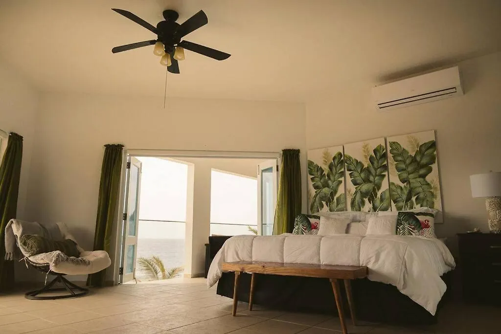 Villa Tesoro Del Mar Hatillo Stunning Beach House